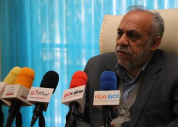 تولید گل مصنوعی با شیوه خاص برای اولین بار در کشور آغاز شد