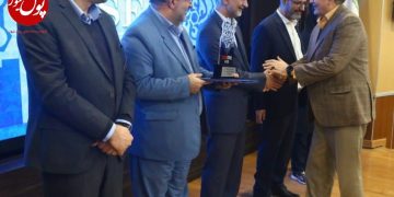 درخشش خیره کننده لامرد در جمع ستارگان