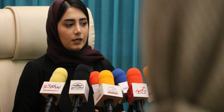 ملینا رحیمی بانویی از جنس کارآفرینی در فضای مجازی