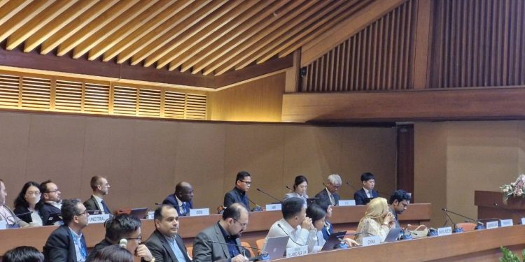 توسعه ظرفیتهای جدید تجاری بین ایران و کشورهای آسیا-اقیانوسیه