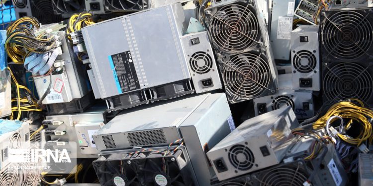جمعآوری ۳۰۰ هزار ماینر غیرمجاز در کشور