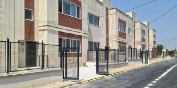 مهار تورم و کاهش کسری بودجه با واگذاری زمین‌ به مردم