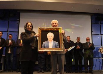 تجلیل از مهدی باقریان؛ مردی که روابط عمومی را با سکوتِ عاشقانه زنده نگه داشت 