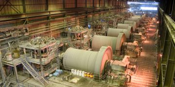 مدرس خیابانی مدرس خیابانی بر تحقق شعار سال تاکید کرد؛ مقابله با قطع برق با  نیروگاه‌های اختصاصی